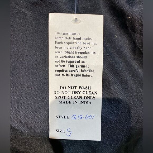 NWT Handmade Gold Sequin Jacket Size S Black silk and Gold Sequin/ beads - Picture 6 of 6